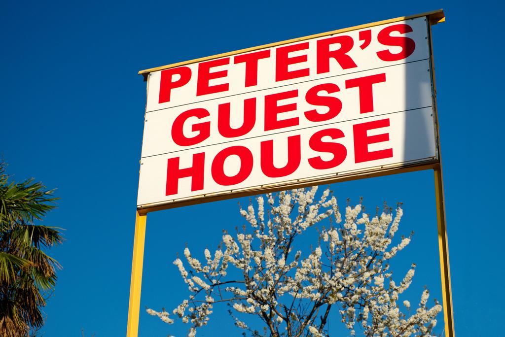 سينغناغي Peter'S Guest House المظهر الخارجي الصورة